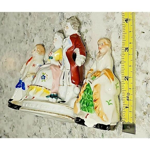 Occupied Japan Vintage Victorian Court Figurines 3"- 4" Lot of 3 Pieces. - Picture 6 of 7